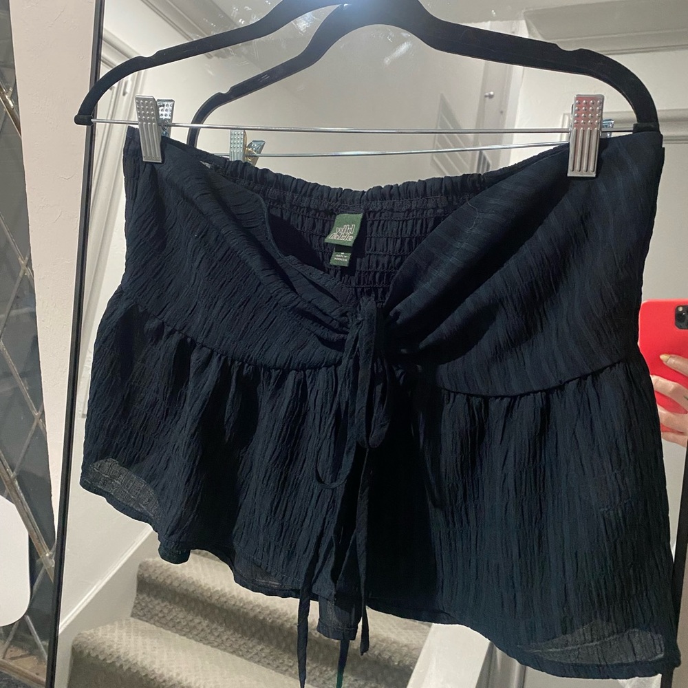 Black linen halter top size medium
